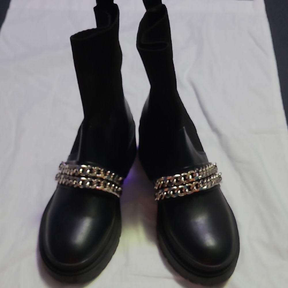 Chic Black Chain Ankle Boots for Women